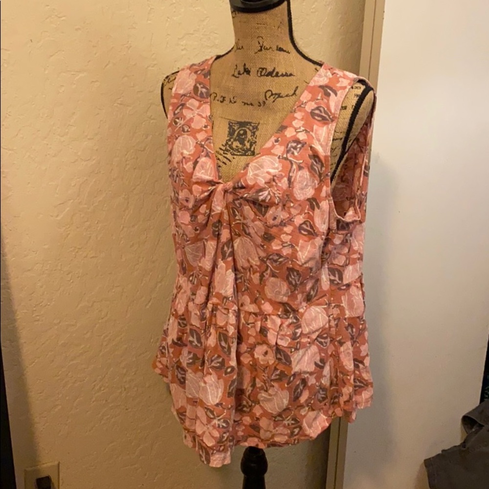 Lucky Brand 2X babydoll top in new like condition